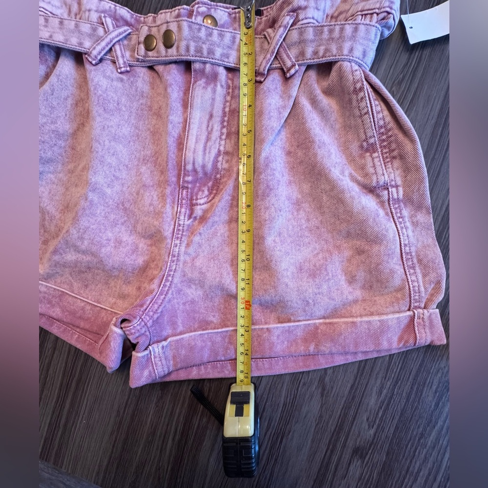 BDG ladies shorts - Picture 7 of 11